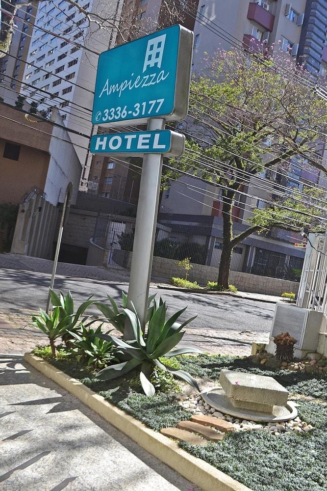 Hotel Ampiezza Curitiba Eksteriør billede